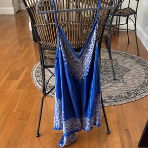 HD in Paris Blue and White Printed Slip Tank